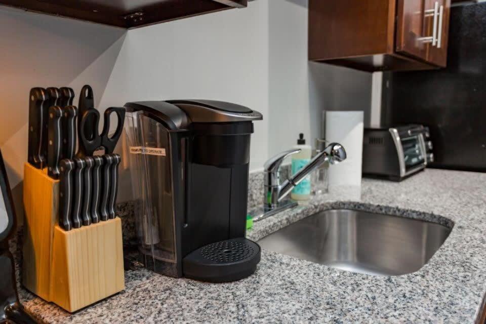 Cozysuites Musicrow Astonishing Studio With Free Parking 38 Нашвил Екстериор снимка
