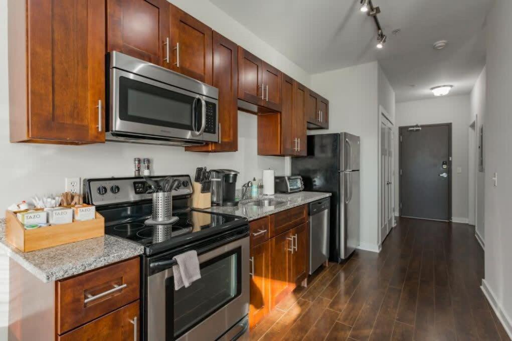 Cozysuites Musicrow Astonishing Studio With Free Parking 38 Нашвил Екстериор снимка